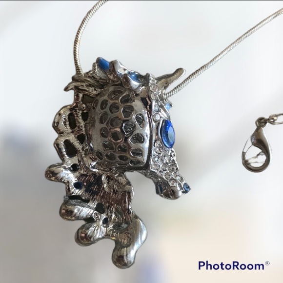 Horse Pendant Necklace - Picture 3 of 3